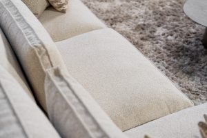 Hoekbank Annabelle van Room108 met longchair links