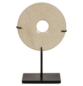Ornament-op-standaard-rond-wit-marmer