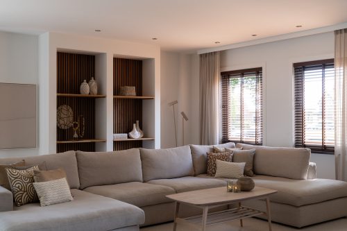 Charis - hoekbank victoria, loungebank adele curve en annabelle triple lazy.