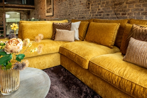 Binnenkijker - Jessy Kuringen - Annabelle Fusion Mustard